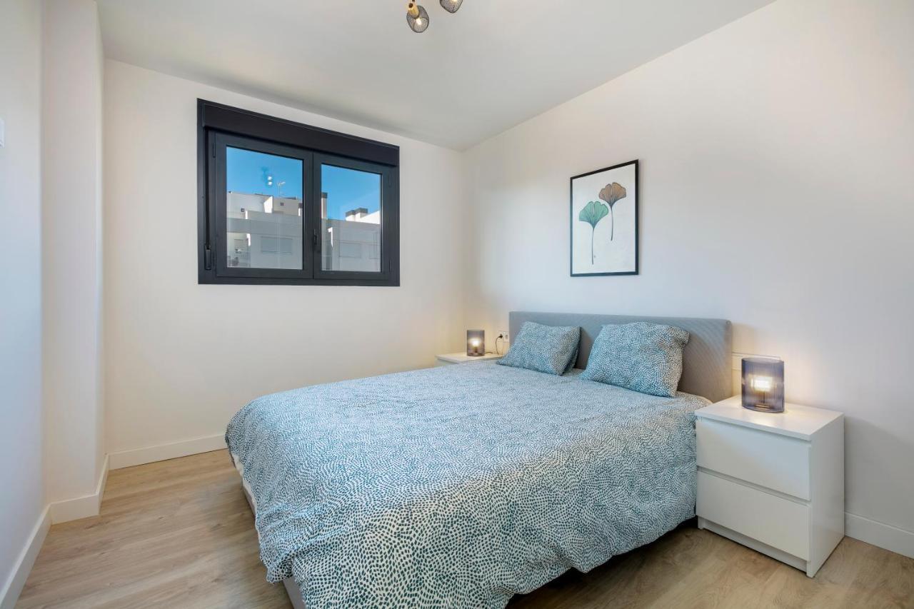 New 3 Bedroom With Pool + Near - Rdr274 Estepona